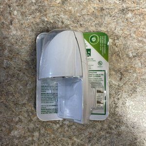 Air Wick Plug in Scented Oil Warmer,